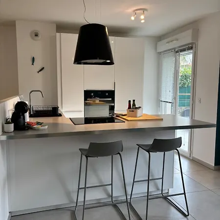 Charming Duplex In * Antibes